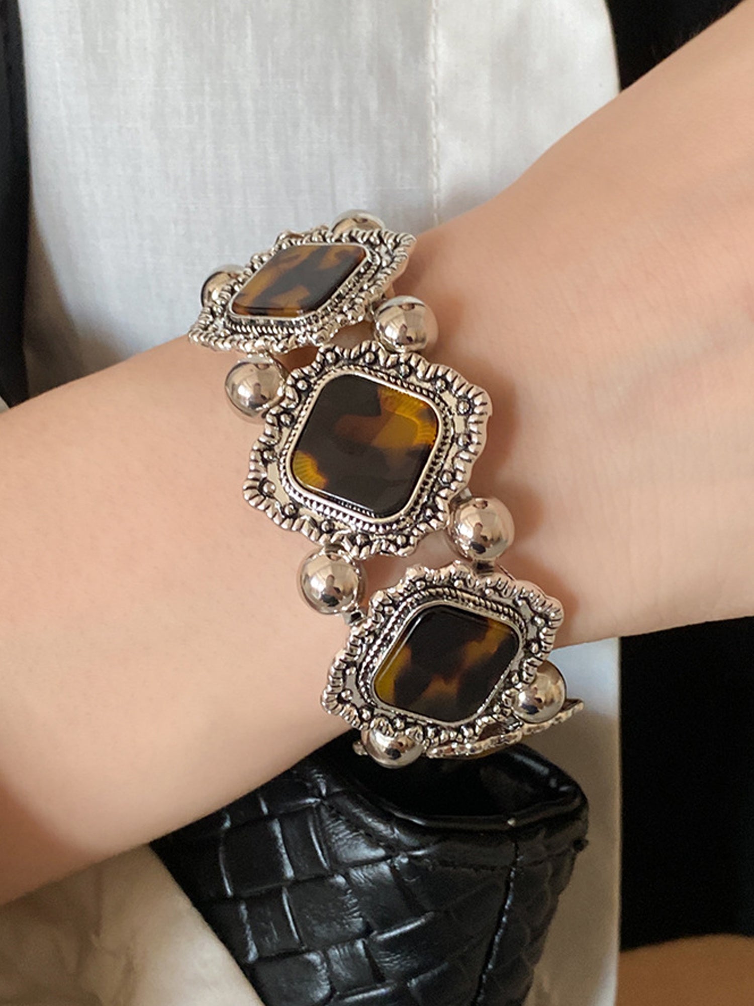 Bohemian Bracelets Set: Turquoise & Tortoiseshell Gemstones in Silver-Tone NE024