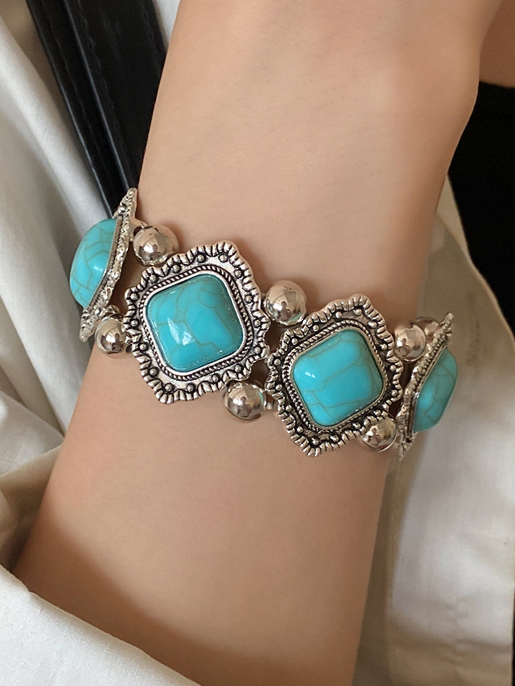 Bohemian Bracelets Set: Turquoise & Tortoiseshell Gemstones in Silver-Tone NE024