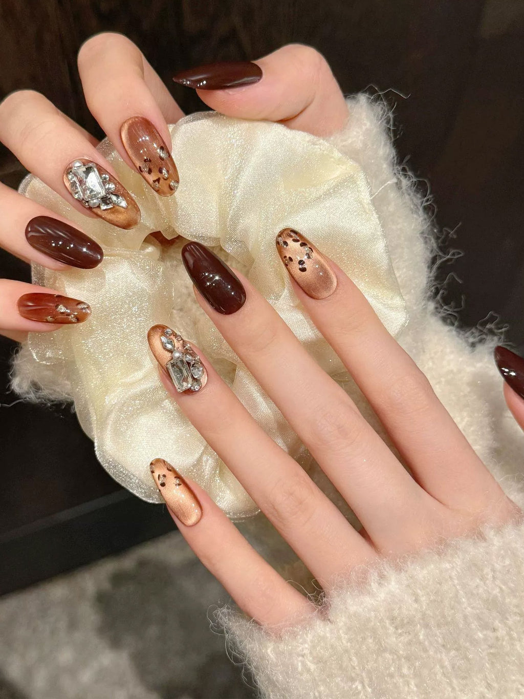 Brown Cat-Eye with Rhinestone Accents Press-On Nails PN010
