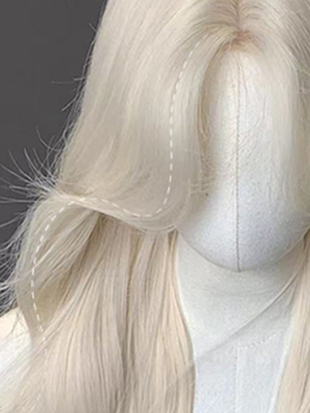 28" Platinum Blonde Wavy Fashion Synthetic Hair Wig QS023