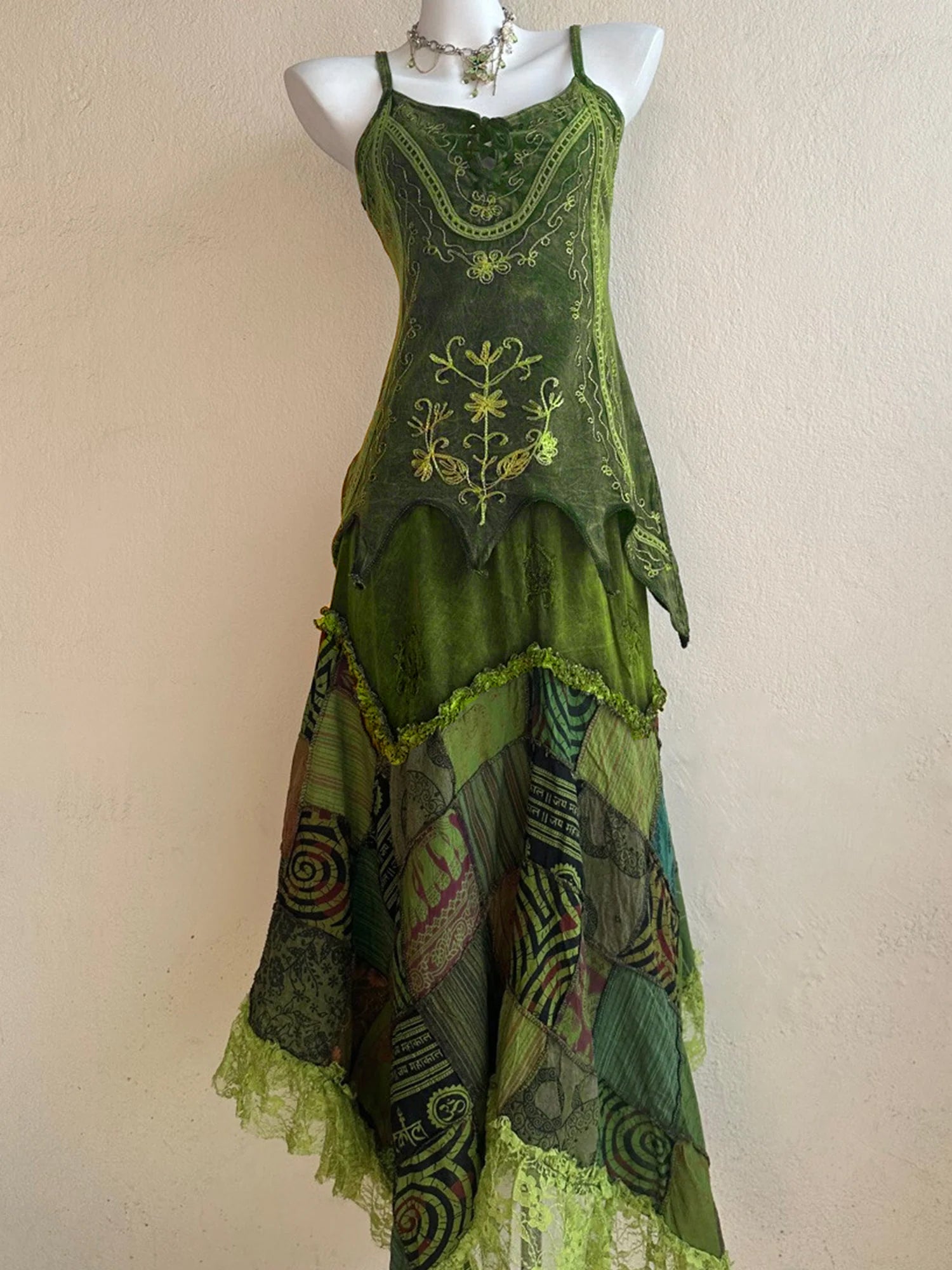 Nepal Hand-Embroidered Dyed Hippie Fairy Style Patchwork Plaid Maxi Dress XC002