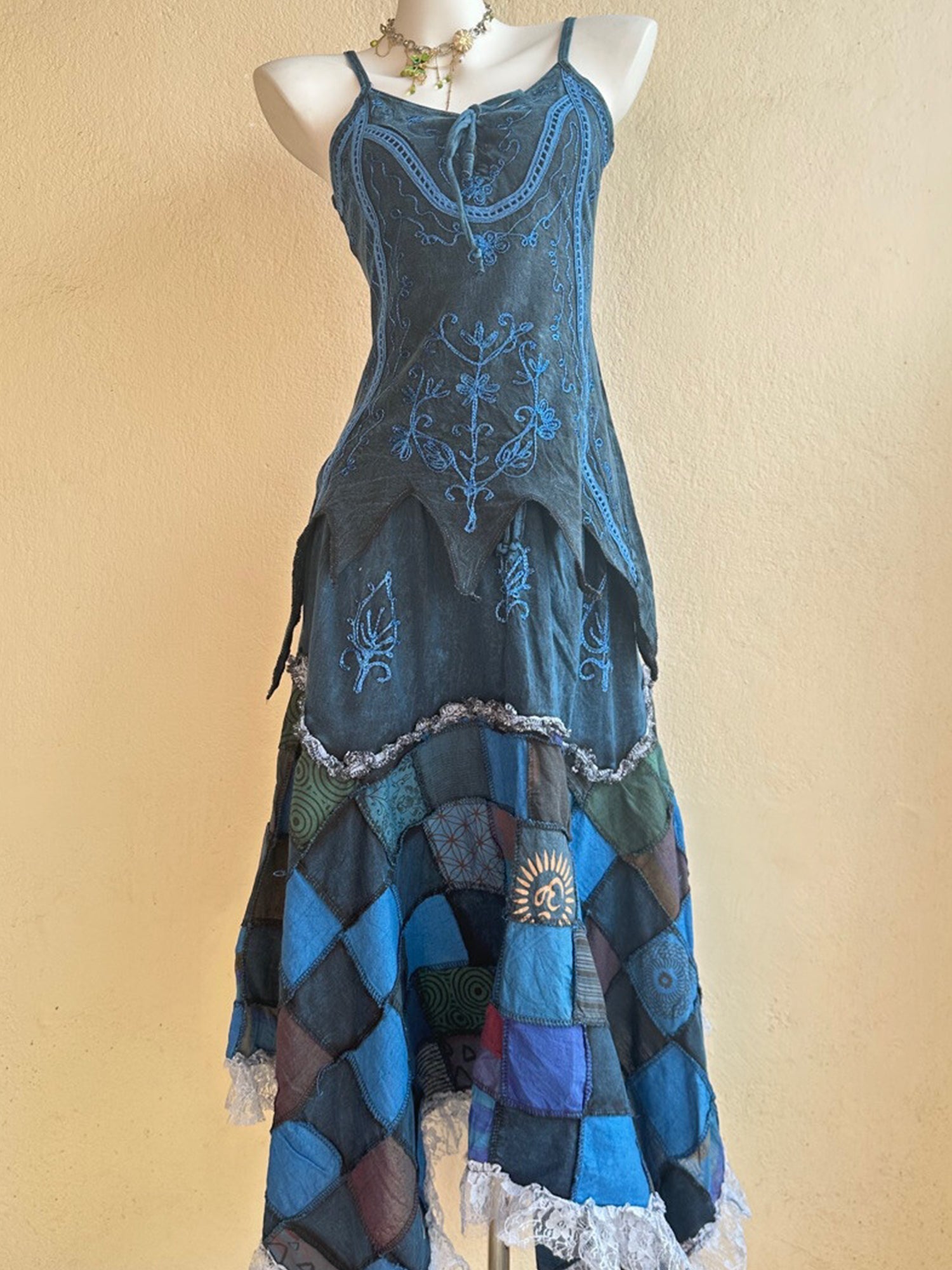 Nepal Hand-Embroidered Dyed Hippie Fairy Style Patchwork Plaid Maxi Dress XC002