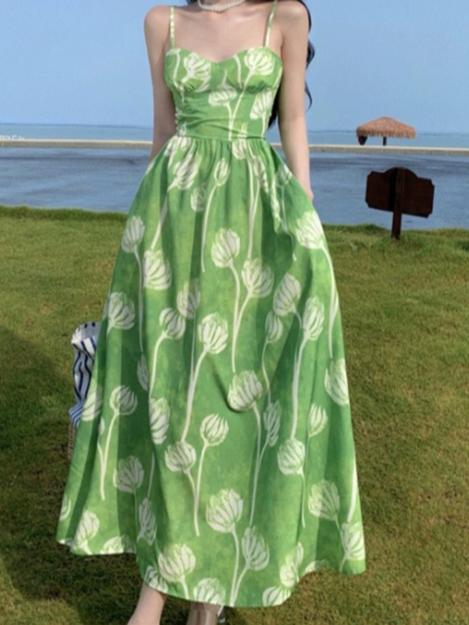 Green Floral Spaghetti Strap Bohemian Maxi Dress XC038
