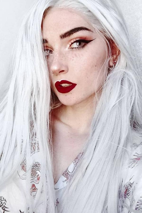 30" Silver Grey Yaki Lace Front Synthetic Wig 10017 - StarLite Hair
